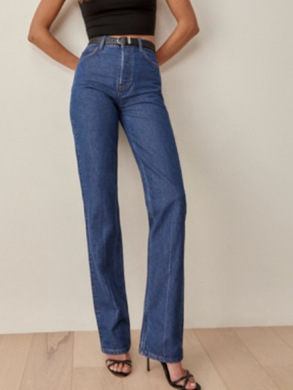 Reformation Cynthia high rise straight long jeans size 27 in cesme